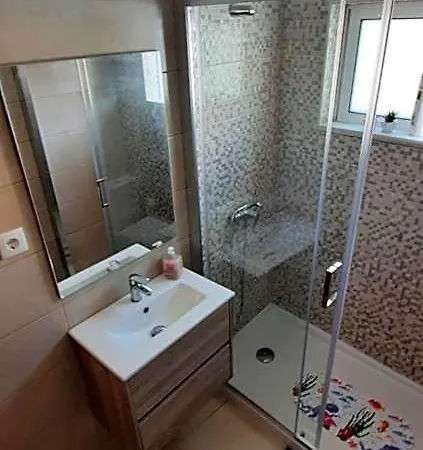 Blue Sardine Hostal *